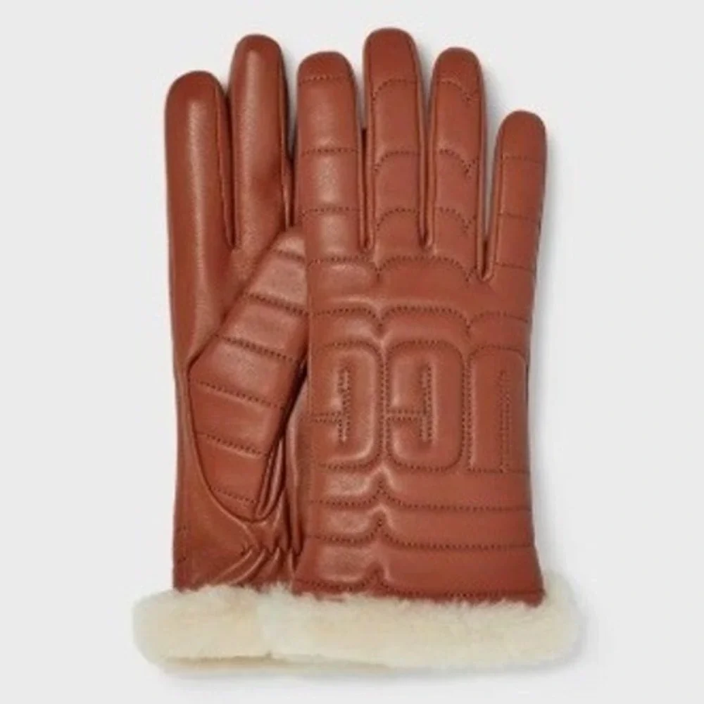NWT UGG Genuine Leather Quilted Logo Gloves, Size Med,‎ Chestnut, Touchscreen